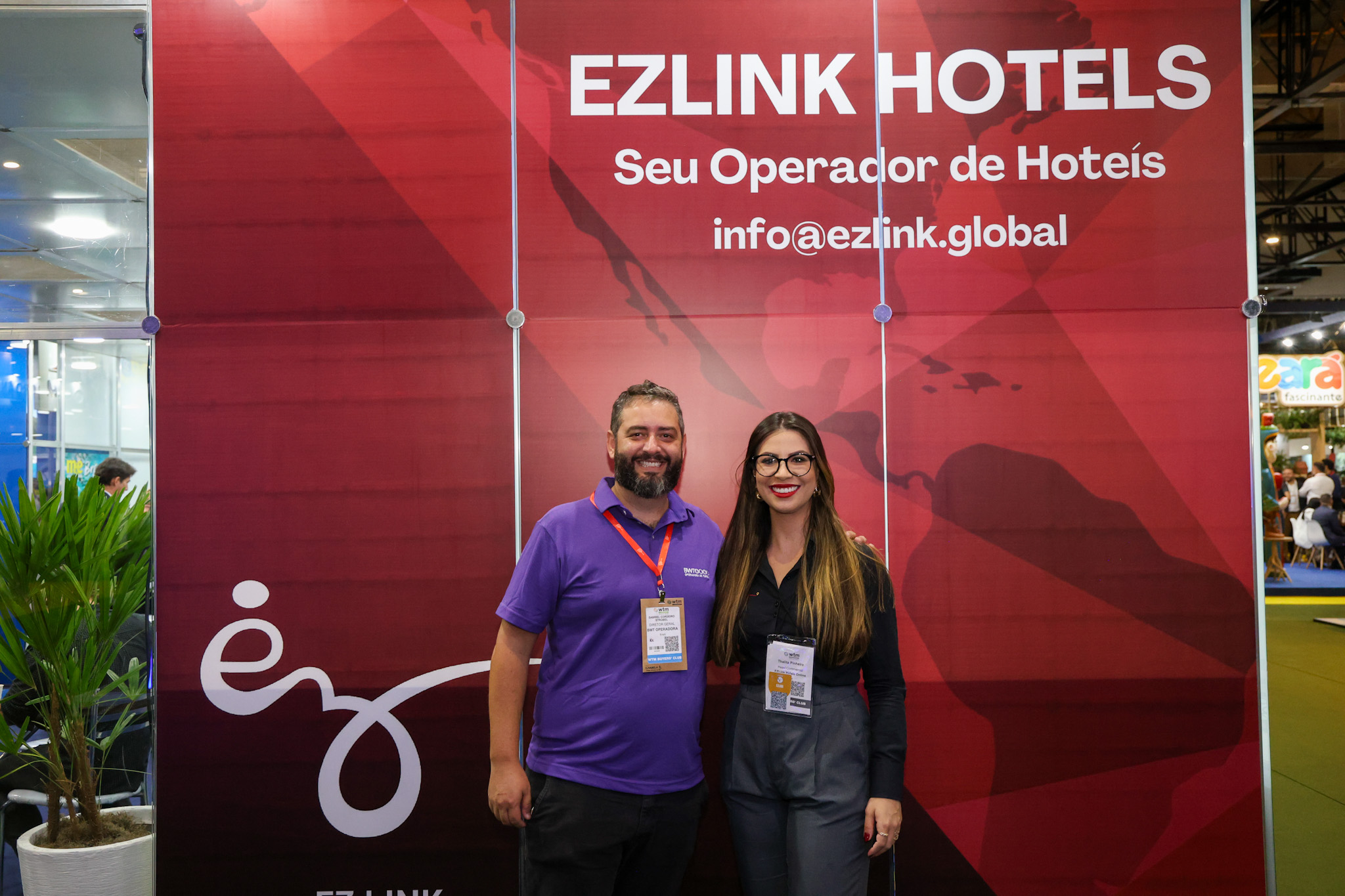 Gabriel Cordeiro, da BWT Operadora e Thalita Pinheiro, da Ezlink