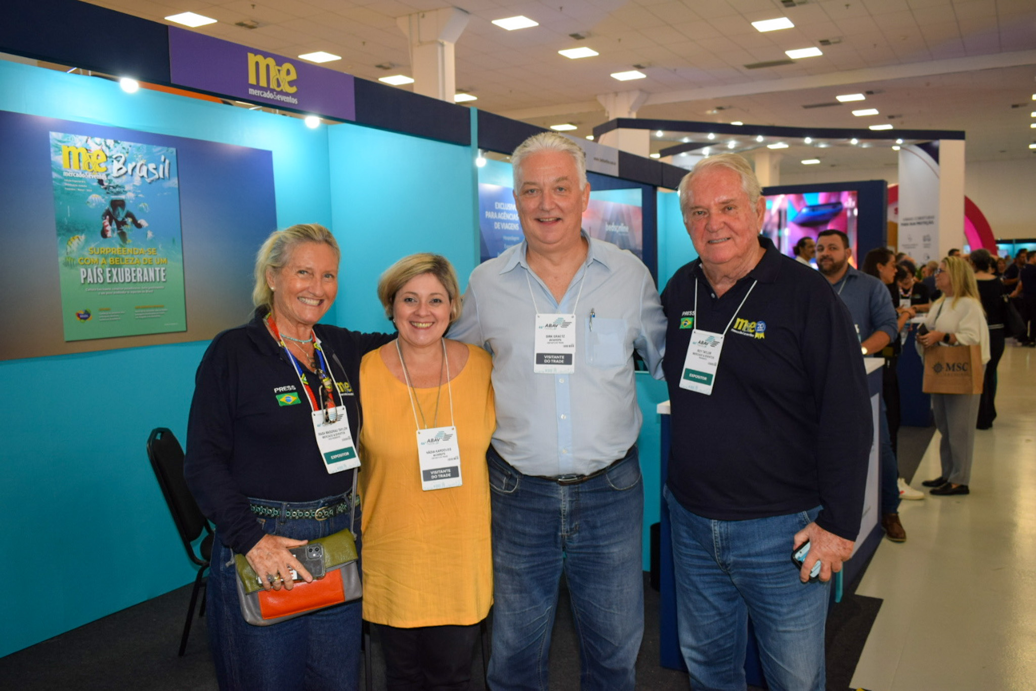 Rosa Masgrau, do M&E; Nádia Kardouss E Dirk Graetz, da Aviareps; com Roy Taylor, do M&E Rosa Masgrau, do M&E; Nádia Kardouss E Dirk Graetz, da Aviareps; com Roy Taylor, do M&E