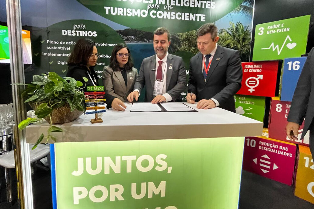 Embratur e Instituto Del firmam parceria durante a WTM-LA 2024 1 IMG 2094 e1713567228947 Embratur e Instituto Del firmam parceria durante a WTM-LA 2024