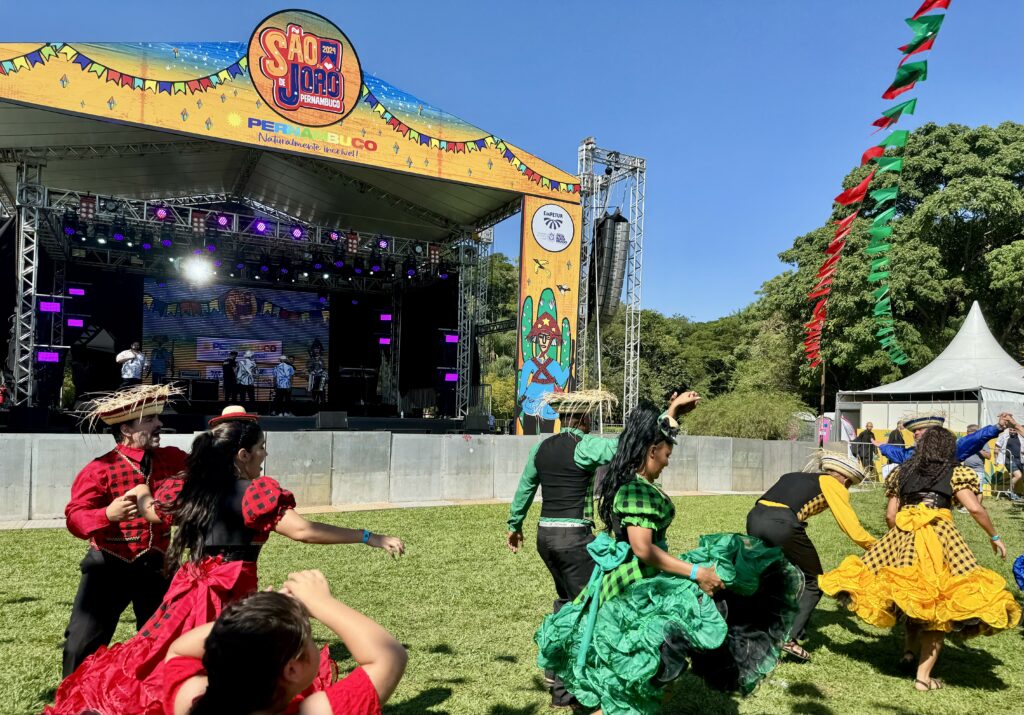 Com show de João Gomes, São João de Pernambuco agita São Paulo; veja fotos