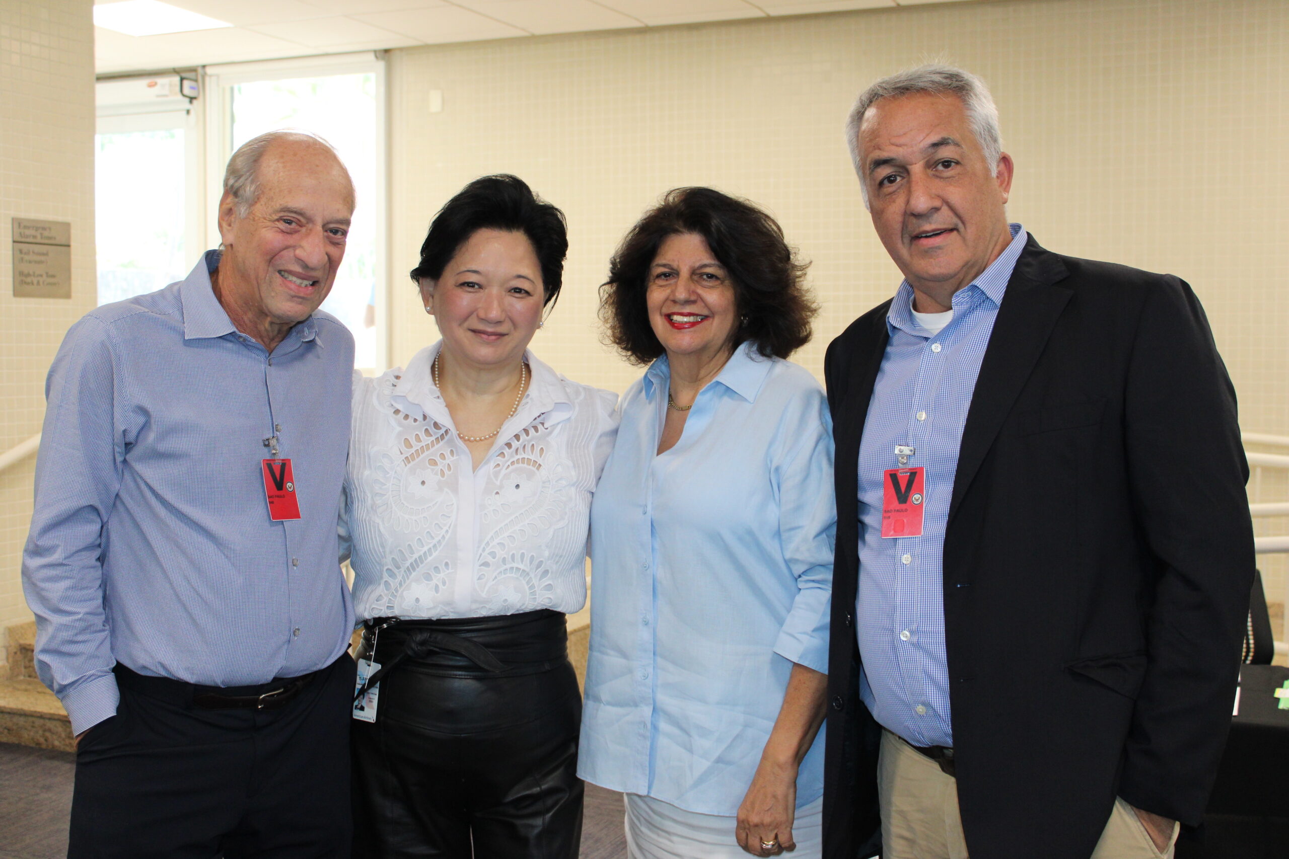 Arnaldo Franken, da Diversa, Julia Yamanishi, da American, Jussara Haddad, do Comitê Visit USA, e Sylvio Ferraz, da BeFly Arnaldo Franken, da Diversa, Julia Yamanishi, da American, Jussara Haddad, do Comitê Visit USA, e Sylvio Ferraz, da BeFly