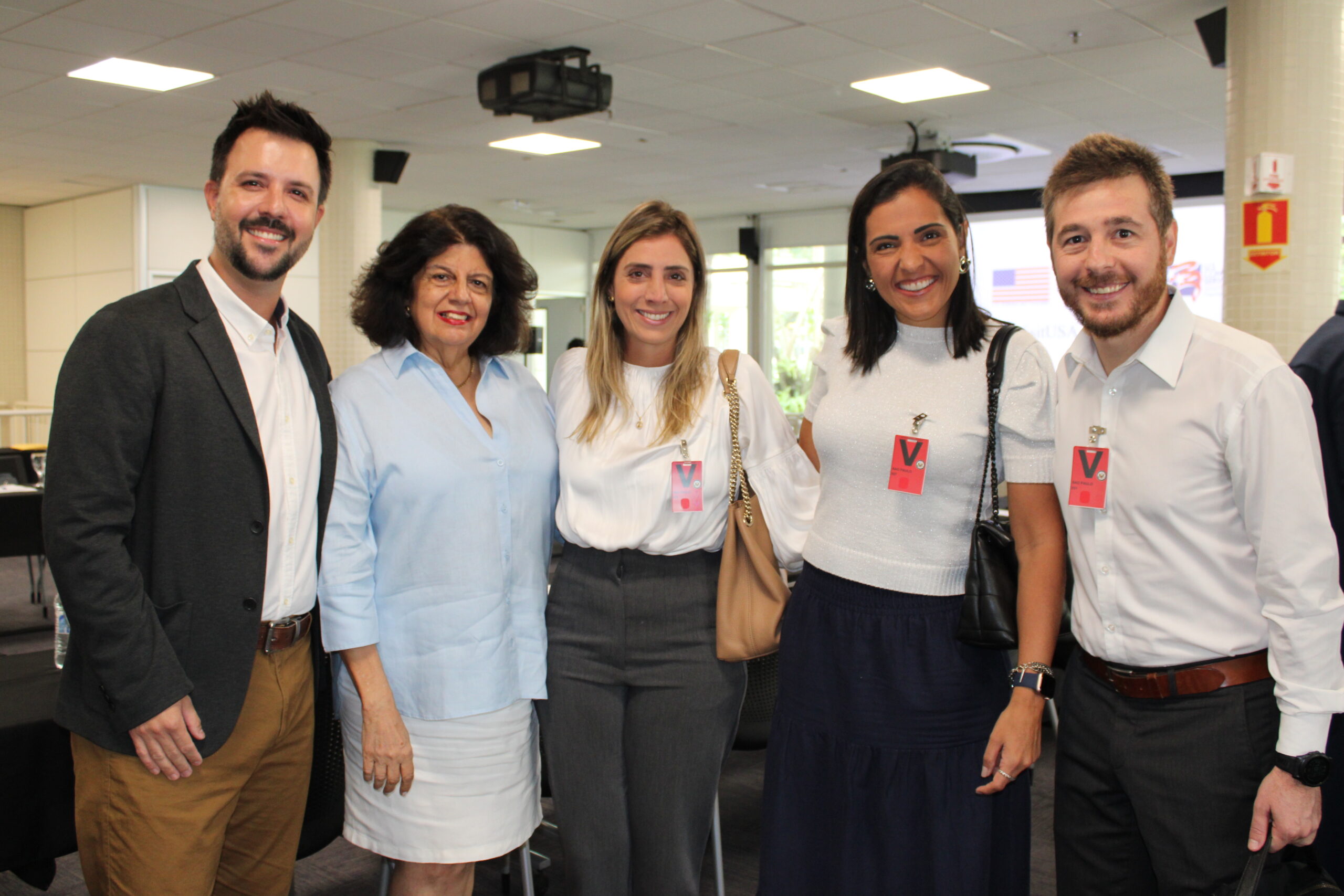 Leonardo Fortes, da United Parks, Jussara Haddad, do Comitê Visit USA, Paula Rorato, da CVC, Marjori Schroeder, da Imaginadora, e Danillo Barbizan, da Delta Leonardo Fortes, da United Parks, Jussara Haddad, do Comitê Visit USA, Paula Rorato, da CVC, Marjori Schroeder, da Imaginadora, e Danillo Barbizan, da Delta