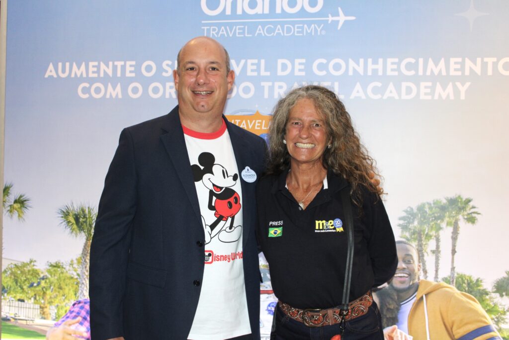 Alexander Haim, da Disney, e Mari Masgrau, do M&E Alexander Haim, da Disney, e Mari Masgrau, do M&E