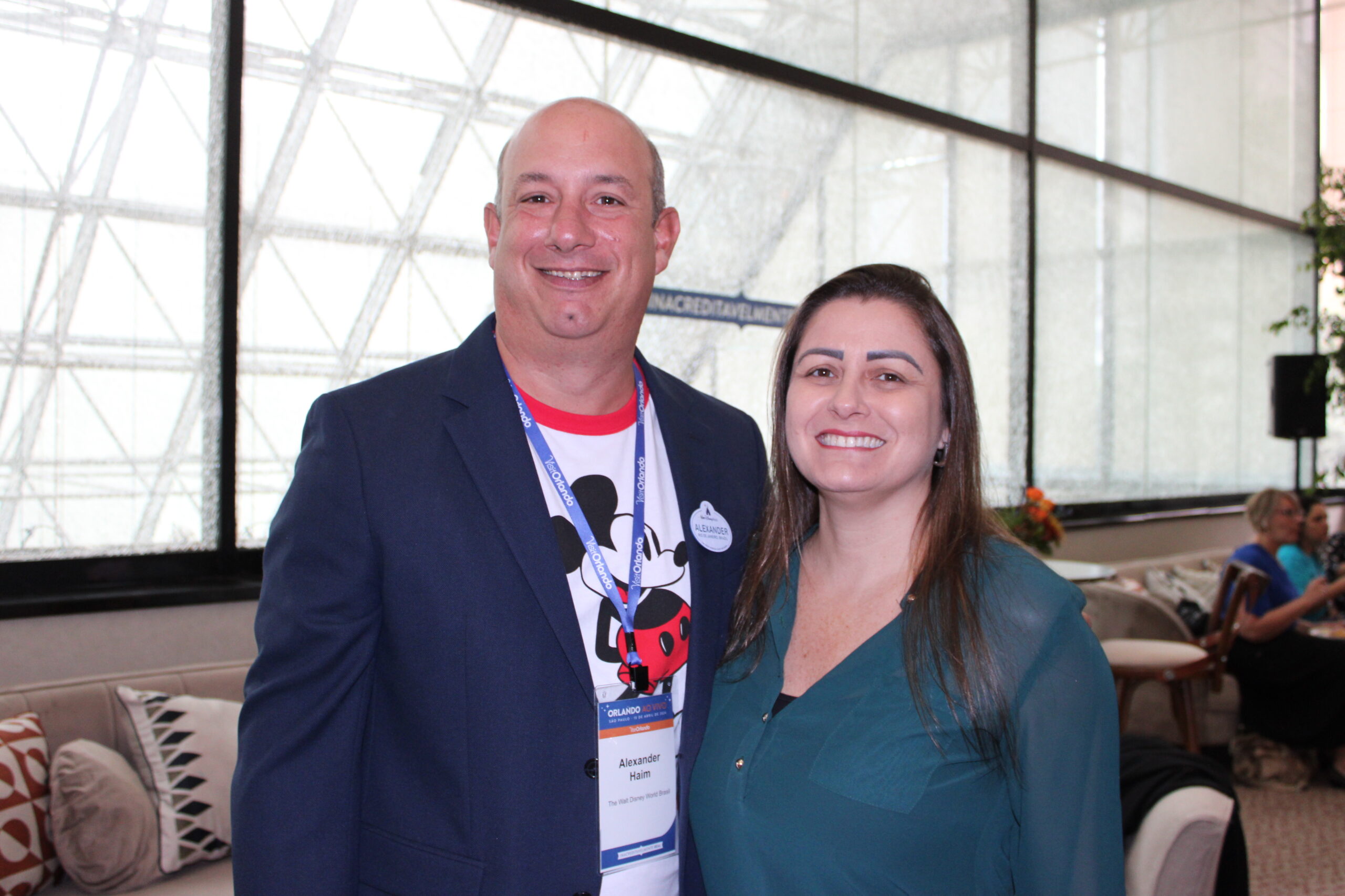 Alexander Haim, da Disney, e Melissa Rosa, da Interep Alexander Haim, da Disney, e Melissa Rosa, da Interep
