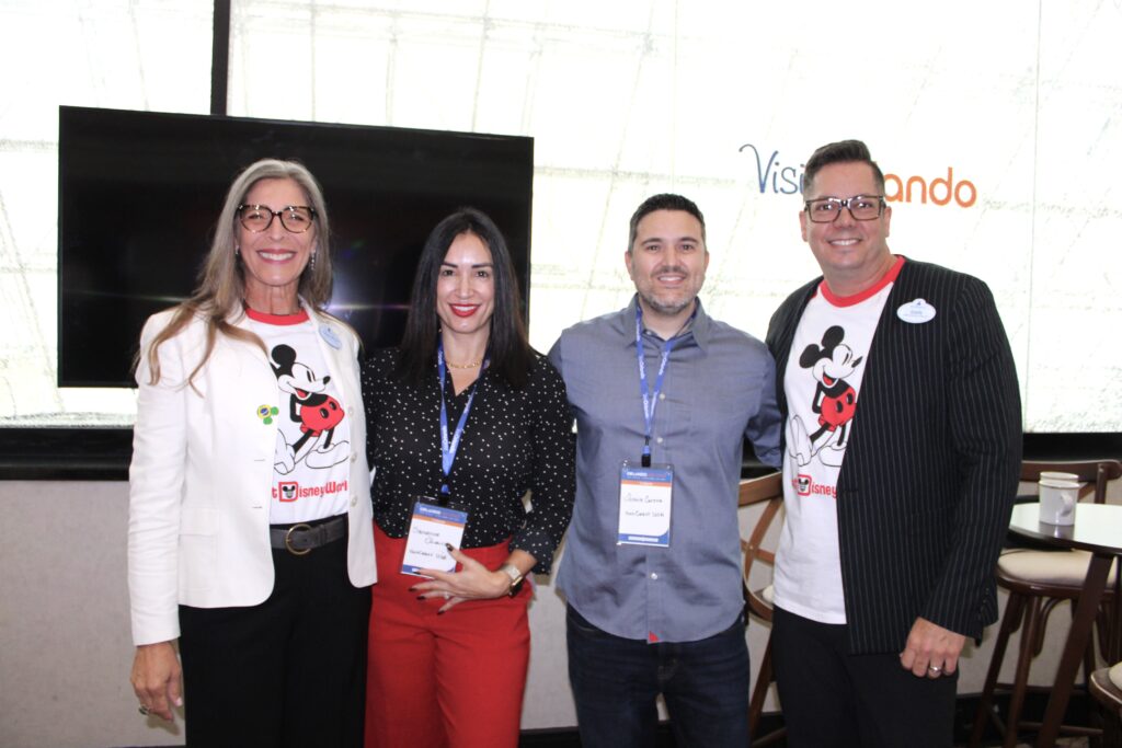 Deborah Baldin, da Disney, Sandrine Oliveira e Octavio Corano, da Suncoast, e Dan Silva, da Disney Deborah Baldin, da Disney, Sandrine Oliveira e Octavio Corano, da Suncoast, e Dan Silva, da Disney
