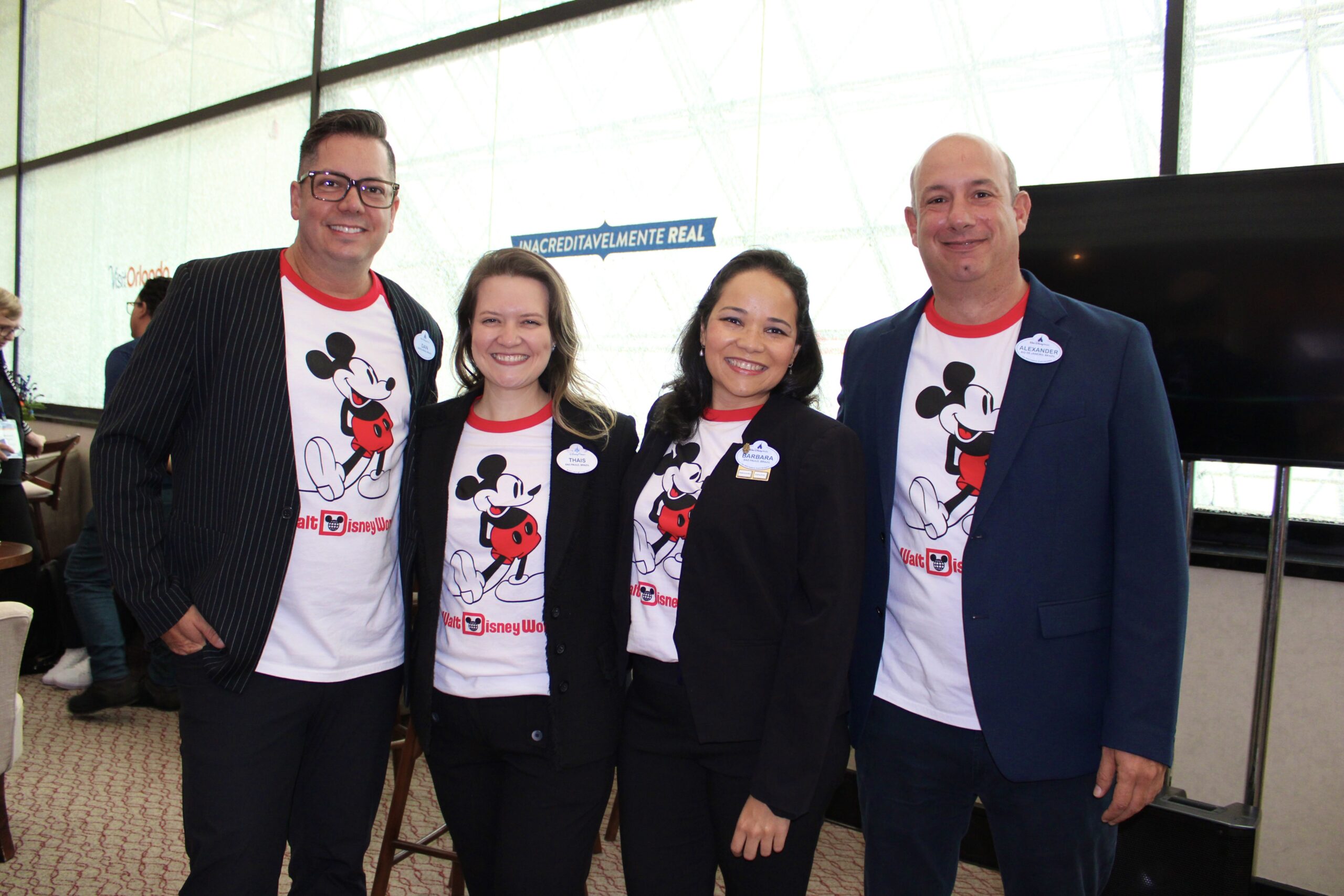 Dan Silva, Thais Ramos, Barbara Modenesi e Alexander Haim, da Disney Dan Silva, Thais Ramos, Barbara Modenesi e Alexander Haim, da Disney