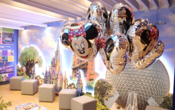 Veja detalhes da campanha e as fotos da nova loja flagship de Disney e Decolar em São Paulo