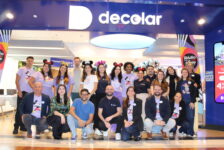 Disney e Decolar lançam loja flagship e campanha de vendas inéditas no Brasil
