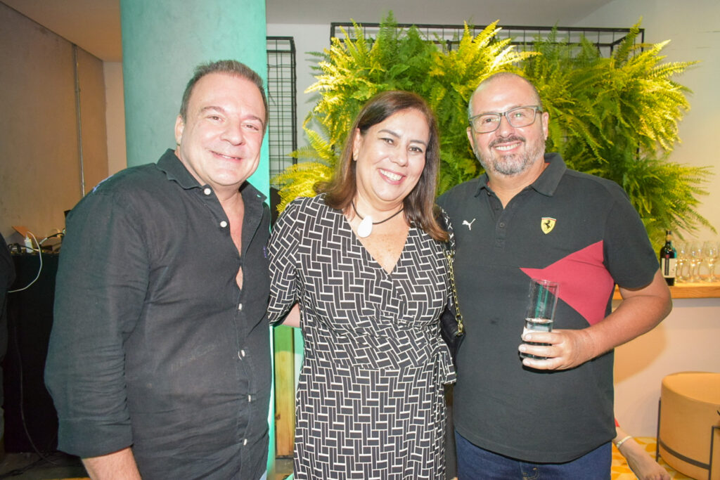Mario Campos, da Zurich Turismo; Elisa Agra, da Valência Turismo; e Sérgio Cardoso, da CSM Turismo