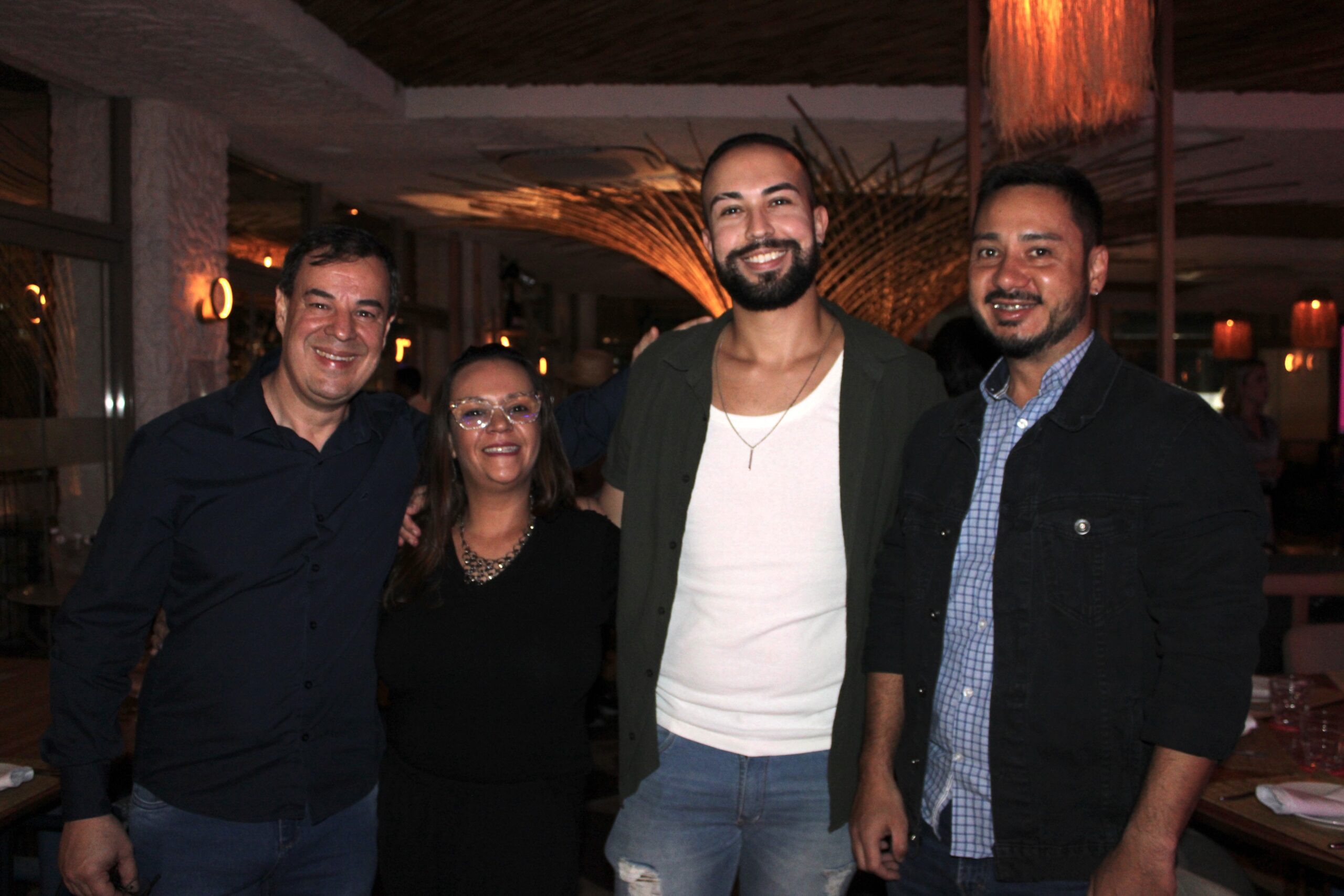 Jonatas Mendroni, Giselle Zanini e Caique Gomes, da Daikiti, e Pedro Takeuti, da Essentir Jonatas Mendroni, Giselle Zanini e Caique Gomes, da Daikiti, e Pedro Takeuti, da Essentir