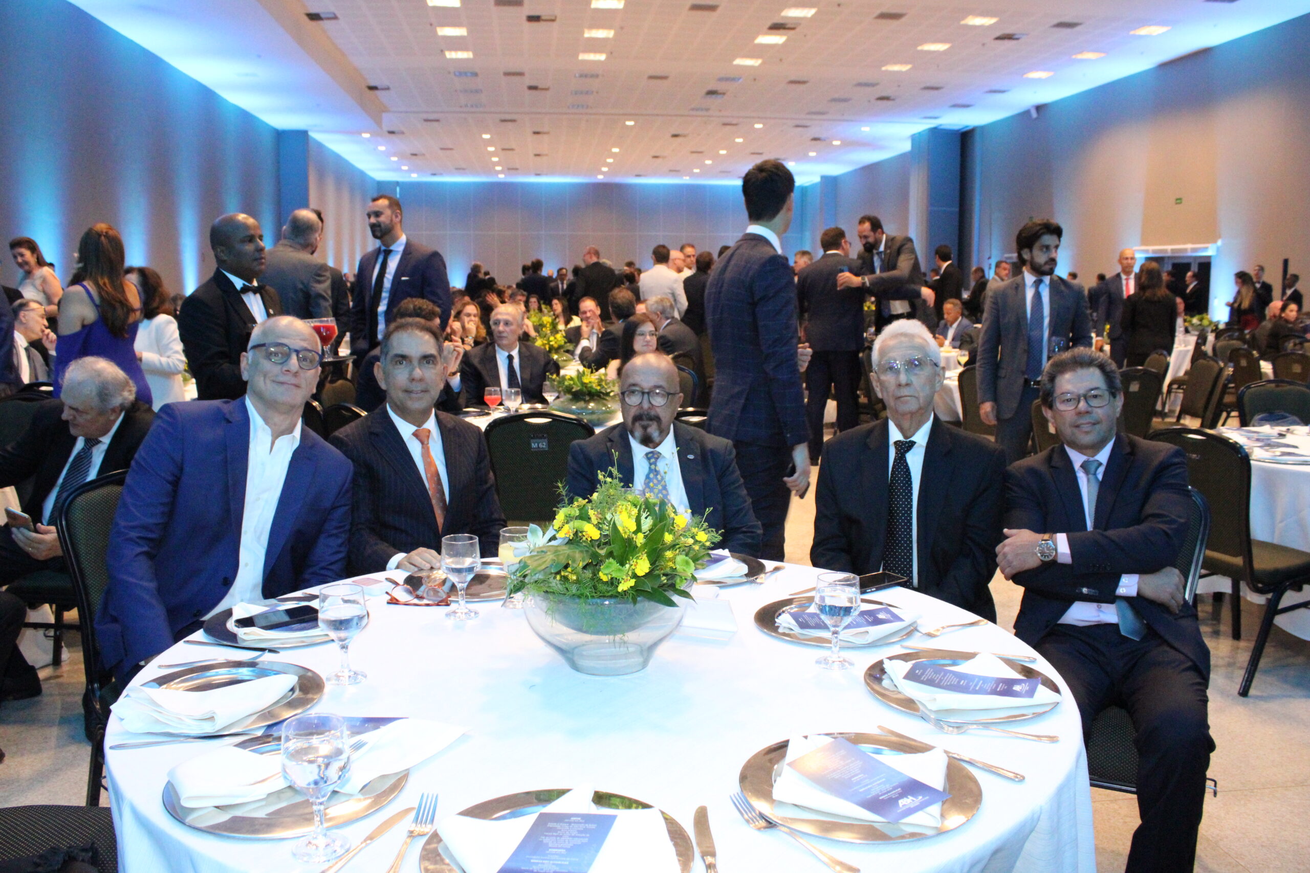 Ricardo Roman, da ABIH-SP, Sergio Gaspar, VP da ABIH Nacional, Eduardo Neto, da ABIH, Jeová Barbosa e Armando Ferreira, da ABIH-MA Ricardo Roman, da ABIH-SP, Sergio Gaspar, VP da ABIH Nacional, Eduardo Neto, da ABIH, Jeová Barbosa e Armando Ferreira, da ABIH-MA