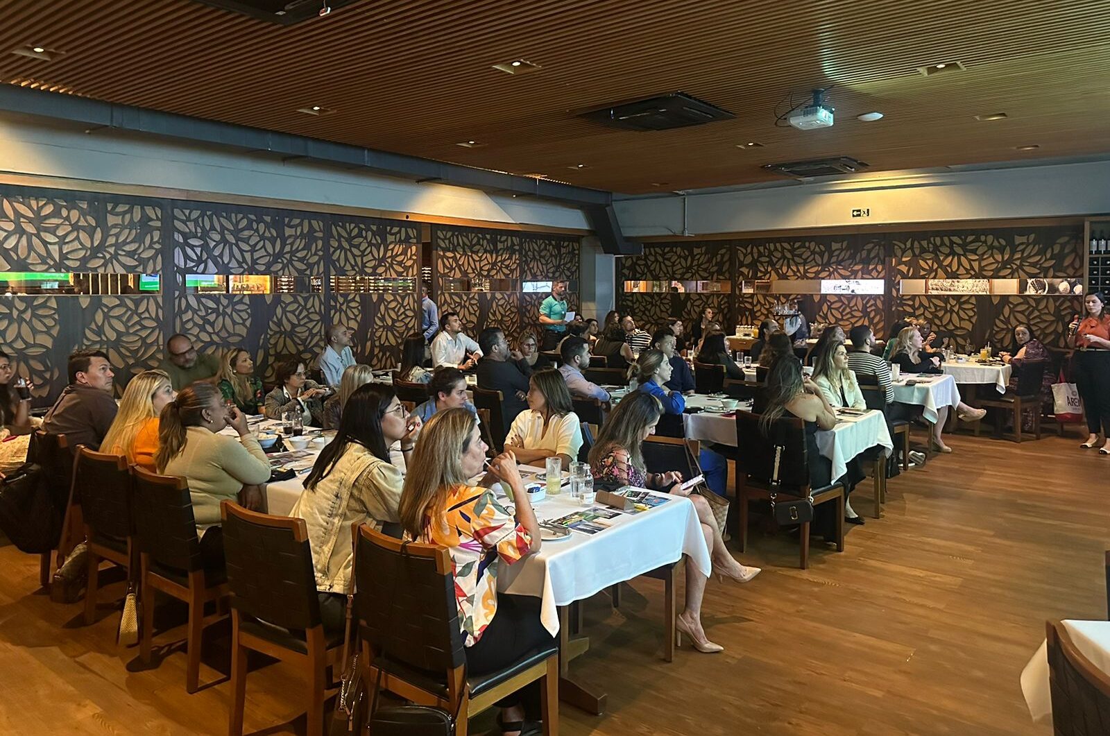 EHTL recebe mais de 40 agentes em Roadshow no Rio de Janeiro EHTL recebe mais de 40 agentes em Roadshow no Rio de Janeiro