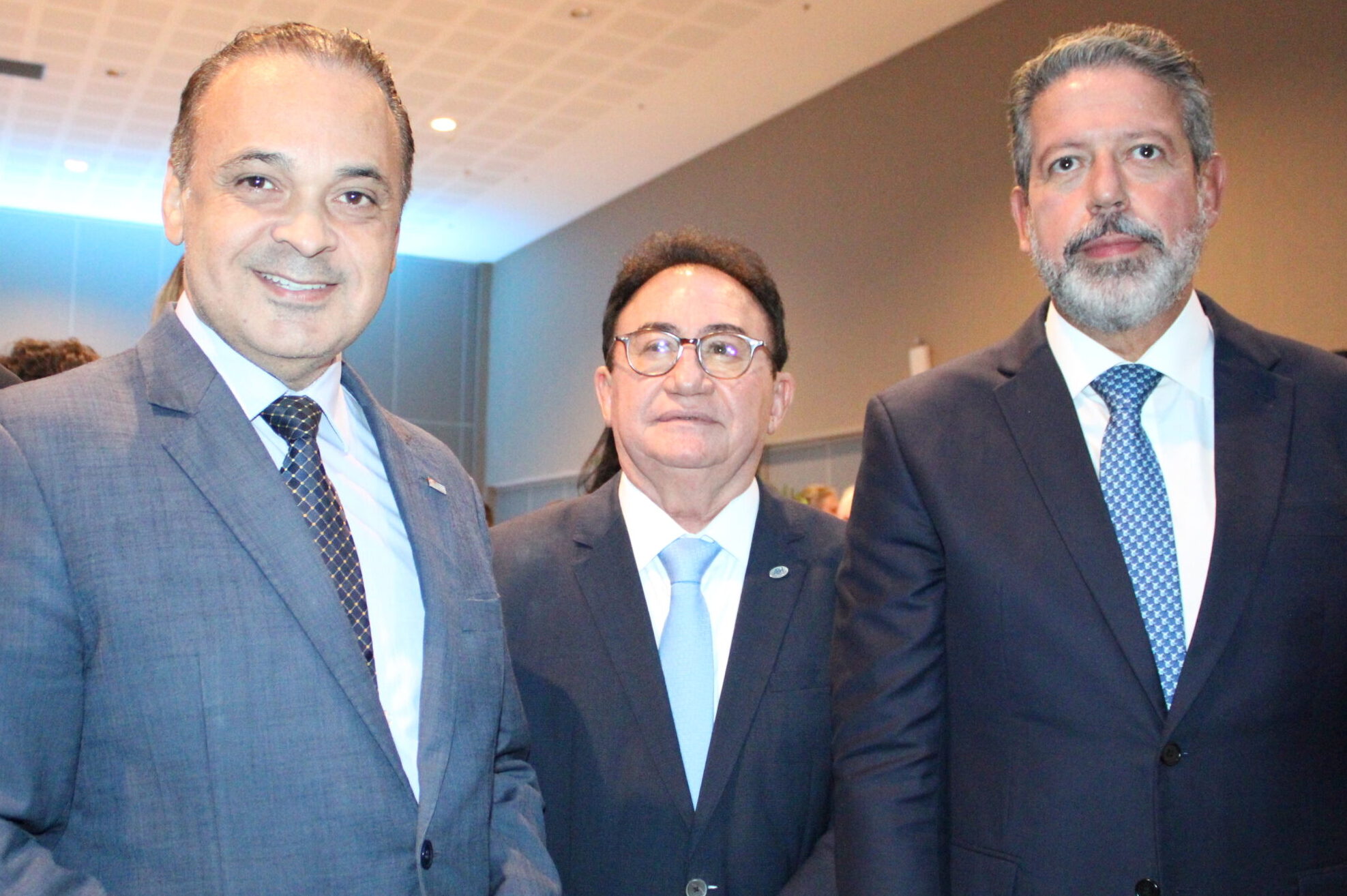 Roberto de Lucena, secretário de Turismo de SP, Manoel Linhares, da ABIH Nacional, e Arthur Lira Roberto de Lucena, secretário de Turismo de SP, Manoel Linhares, da ABIH Nacional, e Arthur Lira