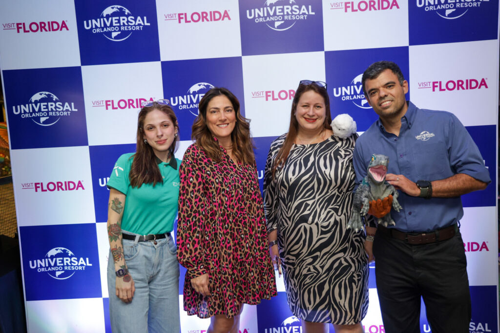 Sara Letícia, da EHTL, Gabriella Cavalheiro, da Universal, Rafaela Brown, do Visit Flórida, e Renato Gonçalves, da Universal Sara Letícia, da EHTL, Gabriella Cavalheiro, da Universal, Rafaela Brown, do Visit Flórida, e Renato Gonçalves, da Universal
