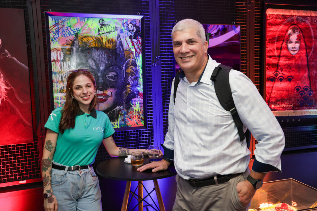 Sara Letícia, da EHTL e Luís Borges, da Kaluah Tours Sara Letícia, da EHTL e Luís Borges, da Kaluah Tours