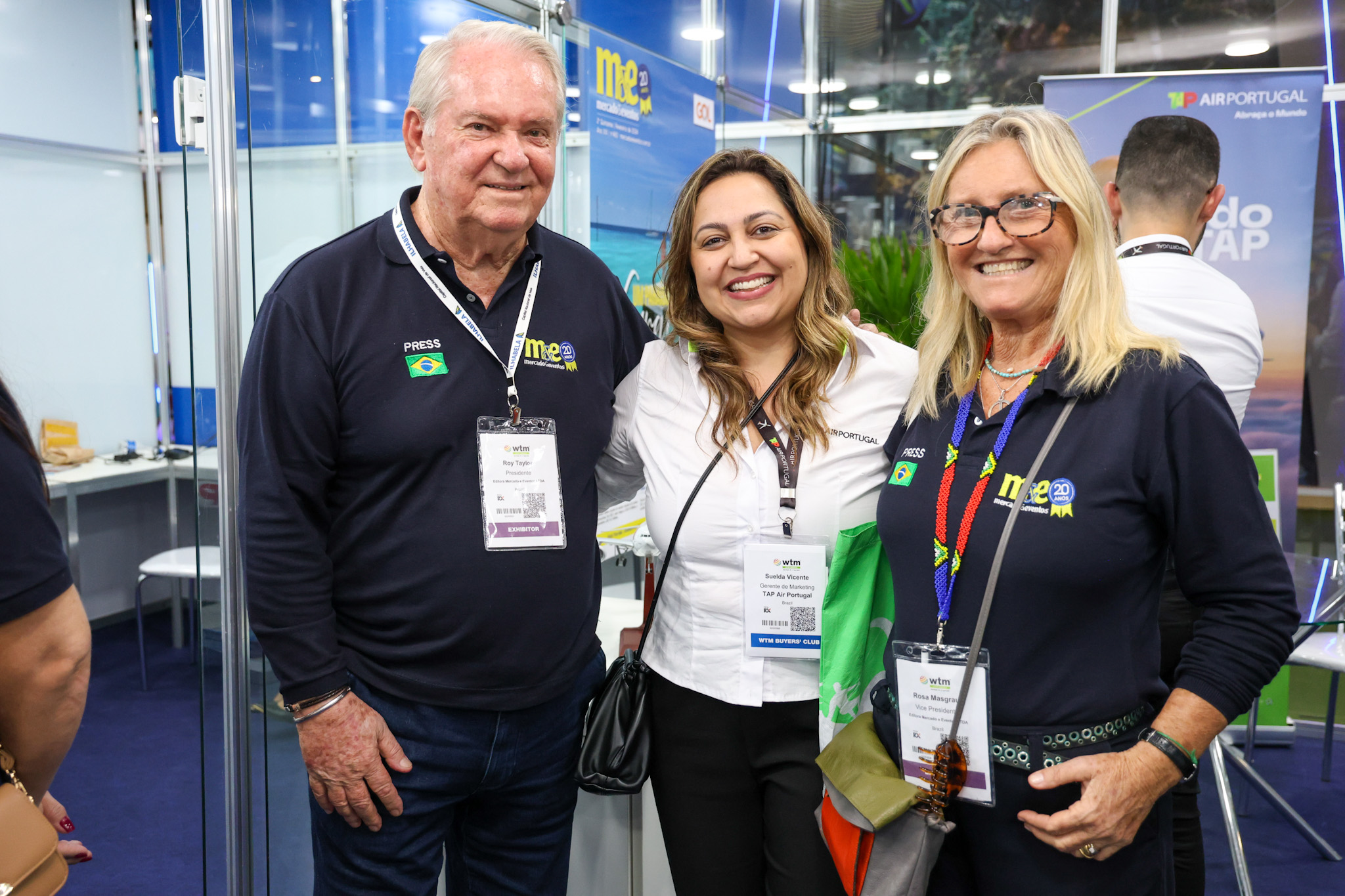 Suelda Vicente, da TAP entre Roy Taylor e Rosa Masgrau, do M&E Suelda Vicente, da TAP entre Roy Taylor e Rosa Masgrau, do M&E