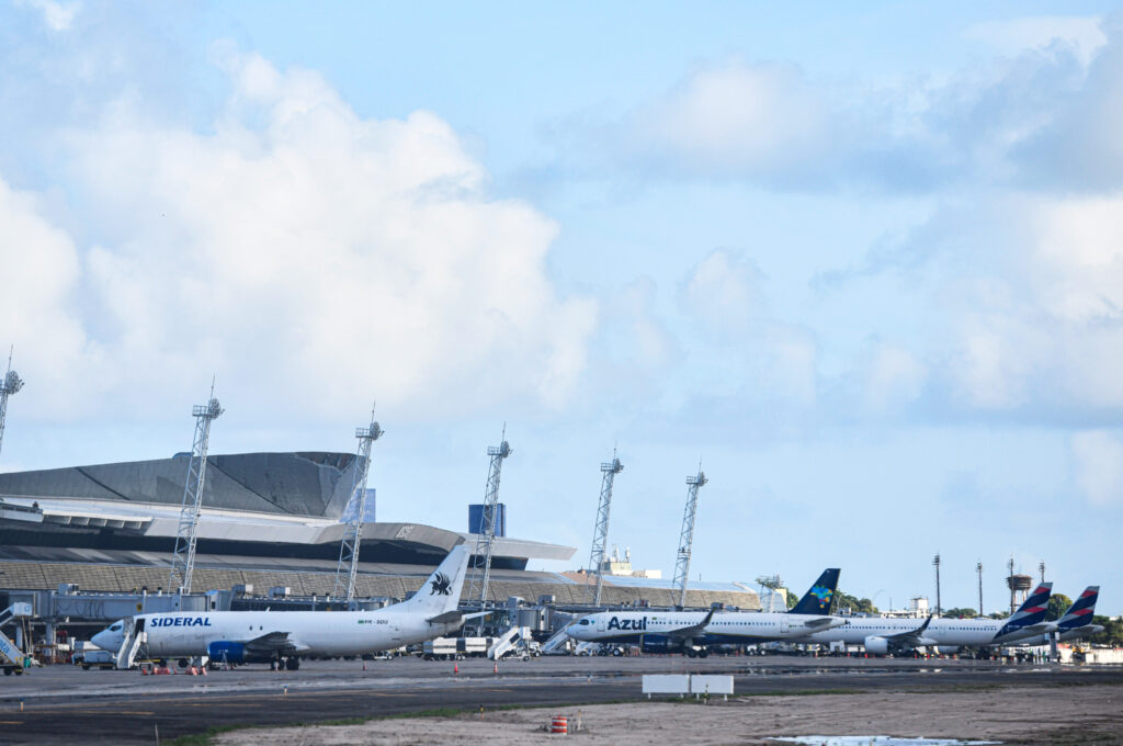 aena brasil aeroporto Aena vai reembolsar companhias que aumentarem fluxo de passageiros em seus aeroportos