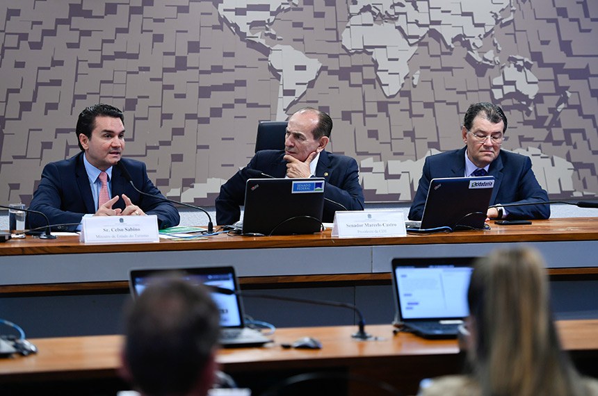 Ministro vai ao Senado debater medidas para reduzir preço de passagens e avançar com cassinos 1 imagem materia 3 Ministro vai ao Senado debater medidas para reduzir preço de passagens e avançar com cassinos