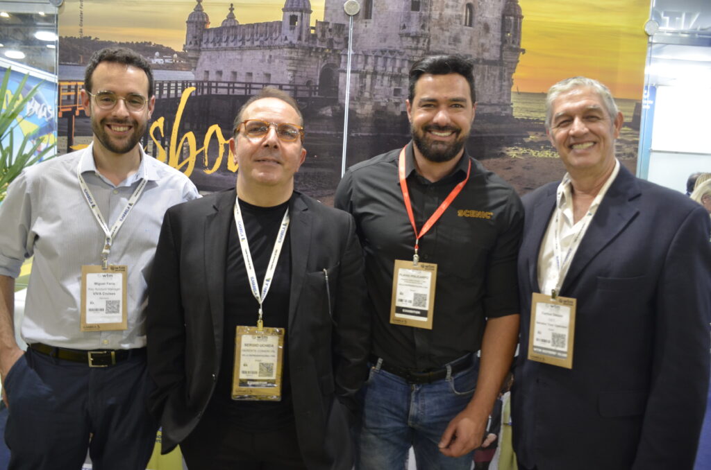 Miguel Faria, da Viva Cruises, Sergio Uchida, da Velle, Flavio Policarpo, da Velle e Carlos Dezen, da Senator Viagens