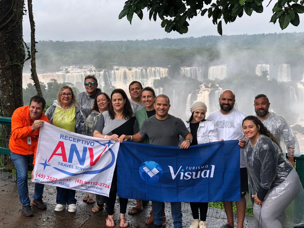 1000013591 Visual Turismo promove famtour para agentes de viagens de Brasilia em Foz do Iguaçu; fotos