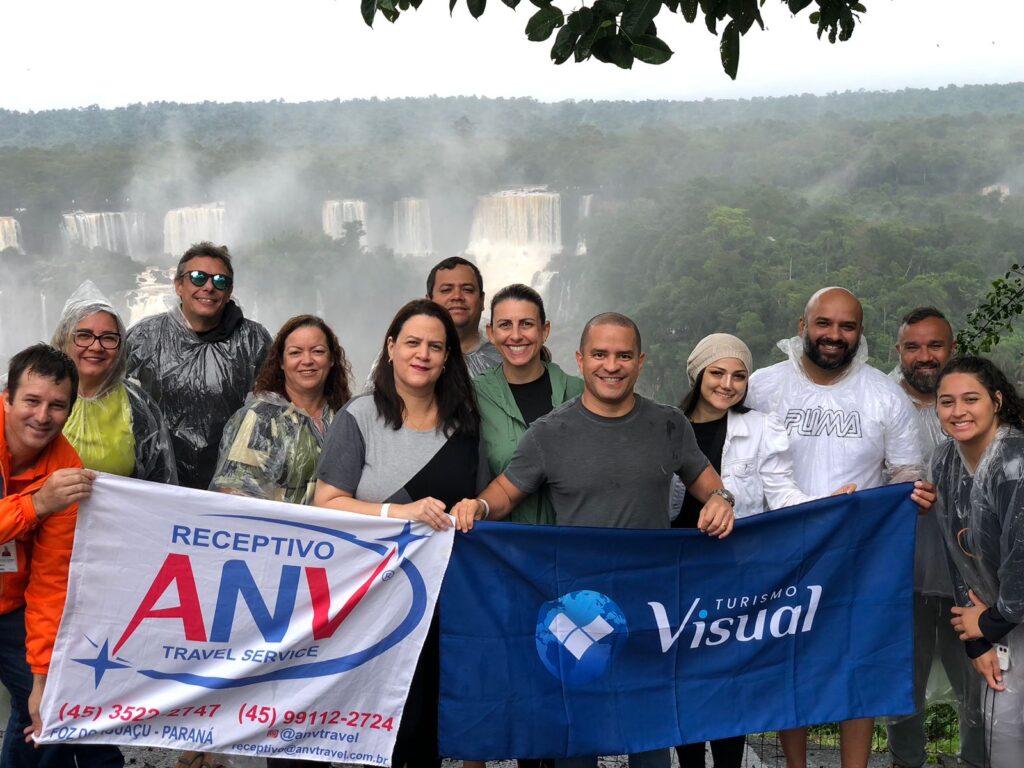 1000013597 Visual Turismo promove famtour para agentes de viagens de Brasilia em Foz do Iguaçu; fotos