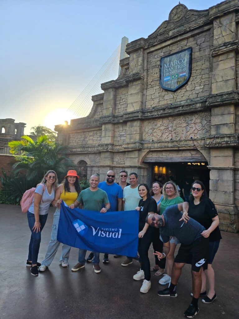 1000013627 Visual Turismo promove famtour para agentes de viagens de Brasilia em Foz do Iguaçu; fotos