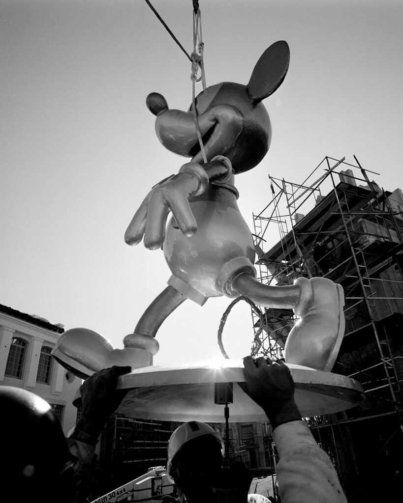 Chegada de Mickey Mouse na construção do Disney's Hollywood Studios