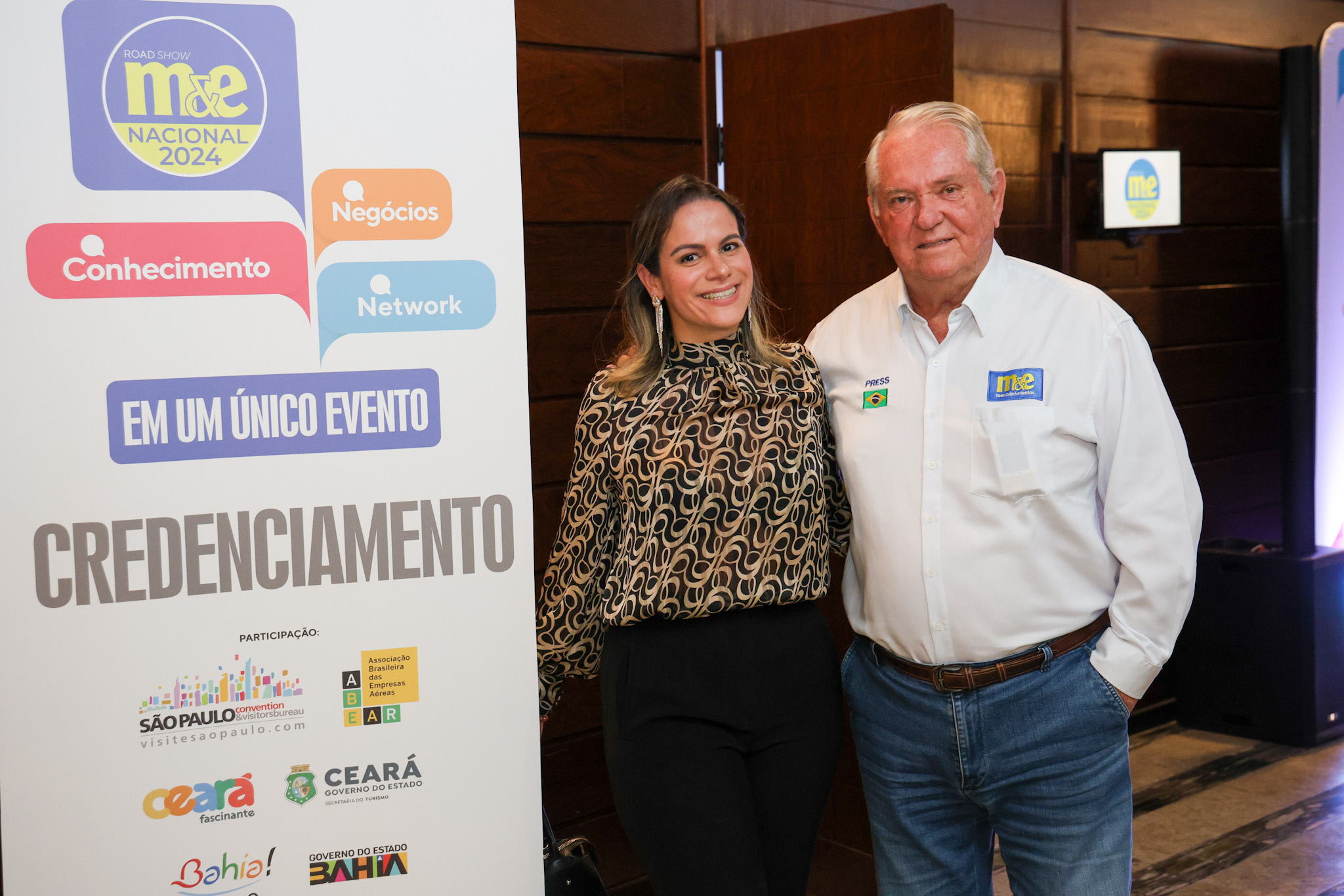 Aline Moretto, do Visite São Paulo e Roy Taylor, do M&E Aline Moretto, do Visite São Paulo e Roy Taylor, do M&E