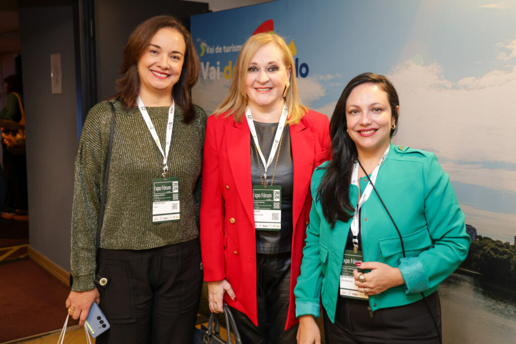 Carolina Negri, do Sindepat, Ana Karen, do Mulheres Solidárias, e Milena Freire, do Minor Hotels Carolina Negri, do Sindepat, Ana Karen, do Mulheres Solidárias, e Milena Freire, do Minor Hotels