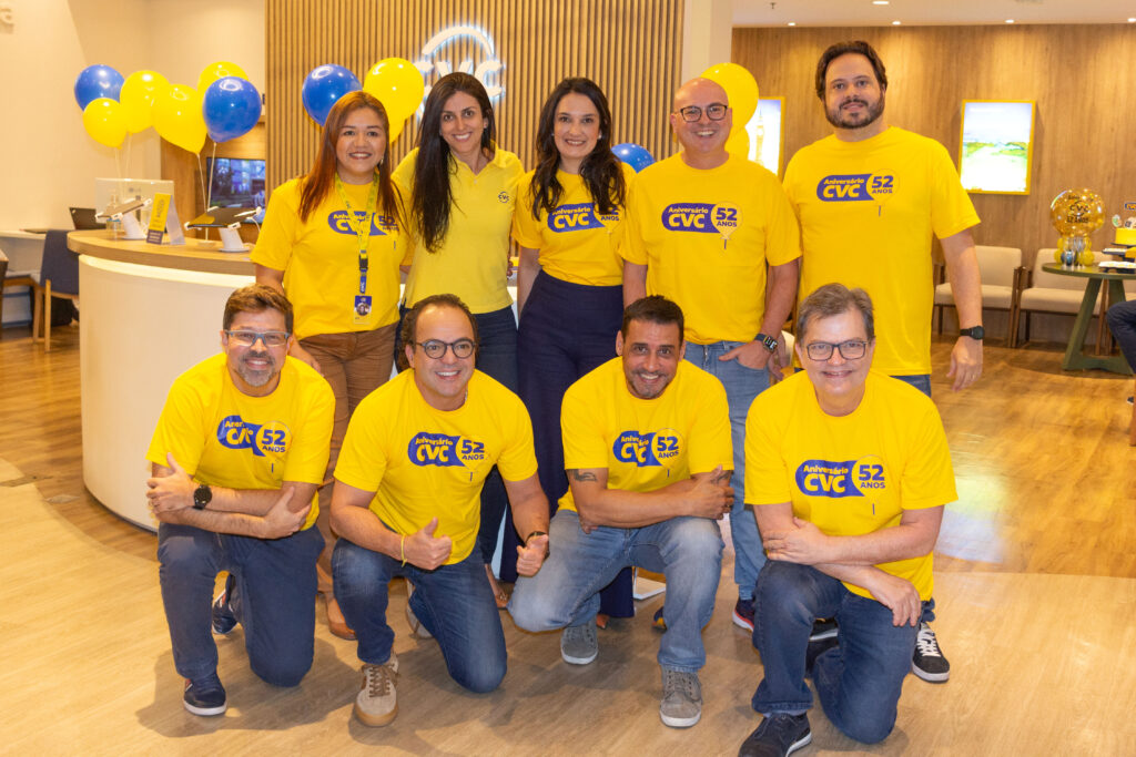 Aniversario cvcII foto Almir Bonfim Jr CEO Fabio Godinho e diretores da CVC visitam lojas no aniversário de 52 anos