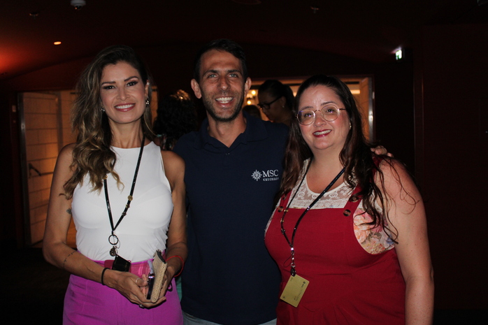 Carla Costa, da Guiamondi Viagens e Pati Mayol, da Rec Travel com Ivan Mauro, da MSC Carla Costa, da Guiamondi Viagens e Pati Mayol, da Rec Travel com Ivan Mauro, da MSC