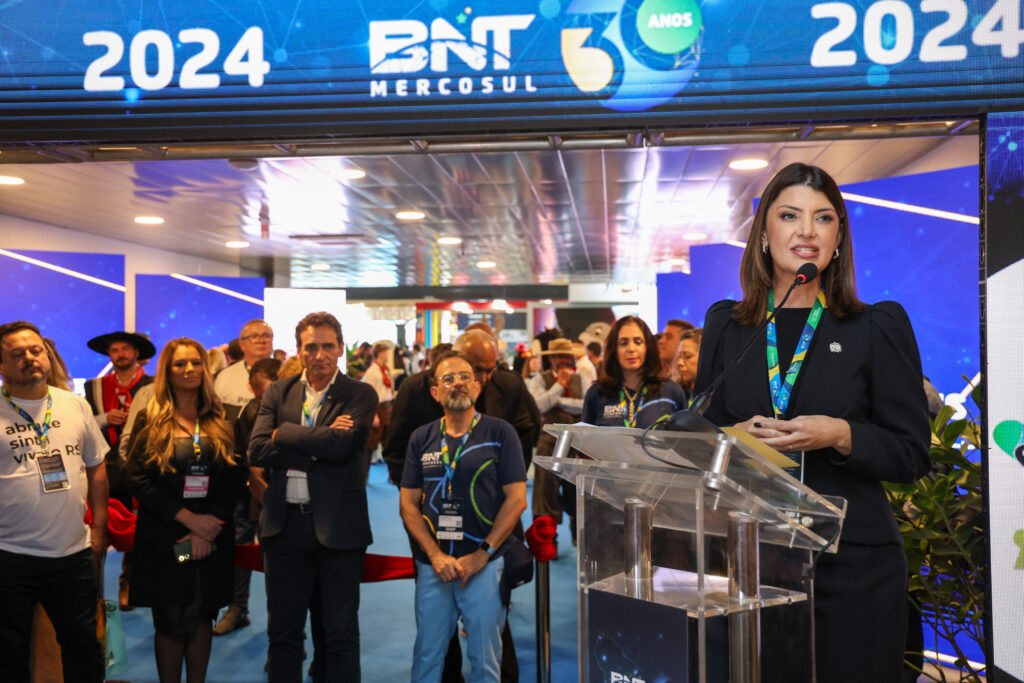 BNT Mercosul 30 anos! Abertura dá a largada para edição histórica em Balneário Camboriú 3 Catiane Seif secretaria adjunta de Turismo do SC BNT Mercosul 30 anos! Abertura dá a largada para edição histórica em Balneário Camboriú