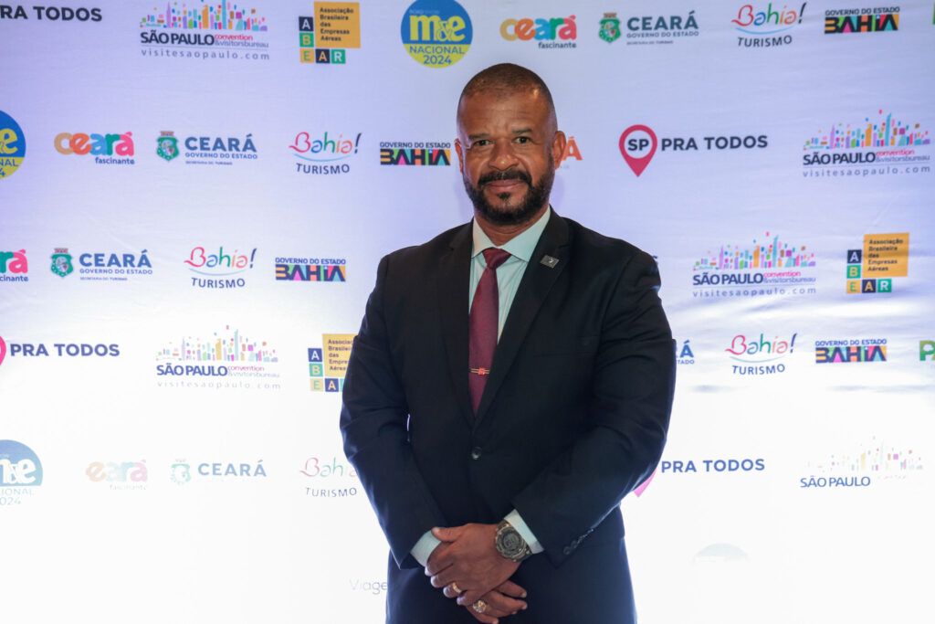 Charles Roberto , da Forwardkeys