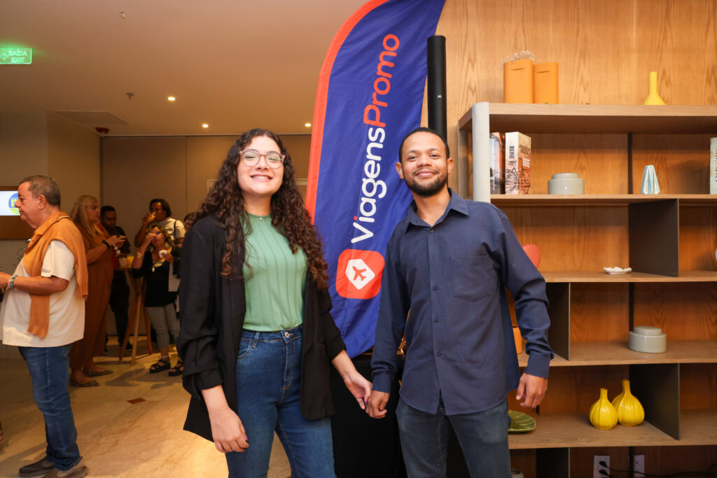 Daisyane Moraes e Fábio Navarro, do Clube Turismo