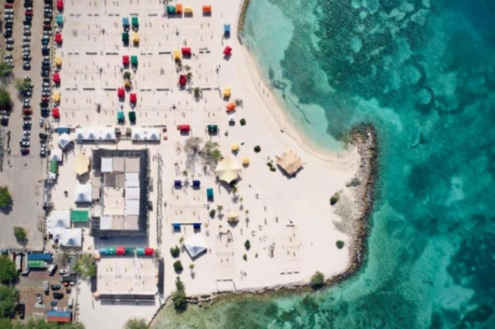 Destinos 5 Aruba sorteará passagens de ida e volta para os campeões da Follow The Beach, em Copacabana (Divulgação/Sorella PR)
