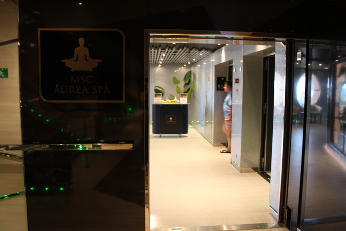 Entrada do MSC Aurea SPA Entrada do MSC Aurea SPA
