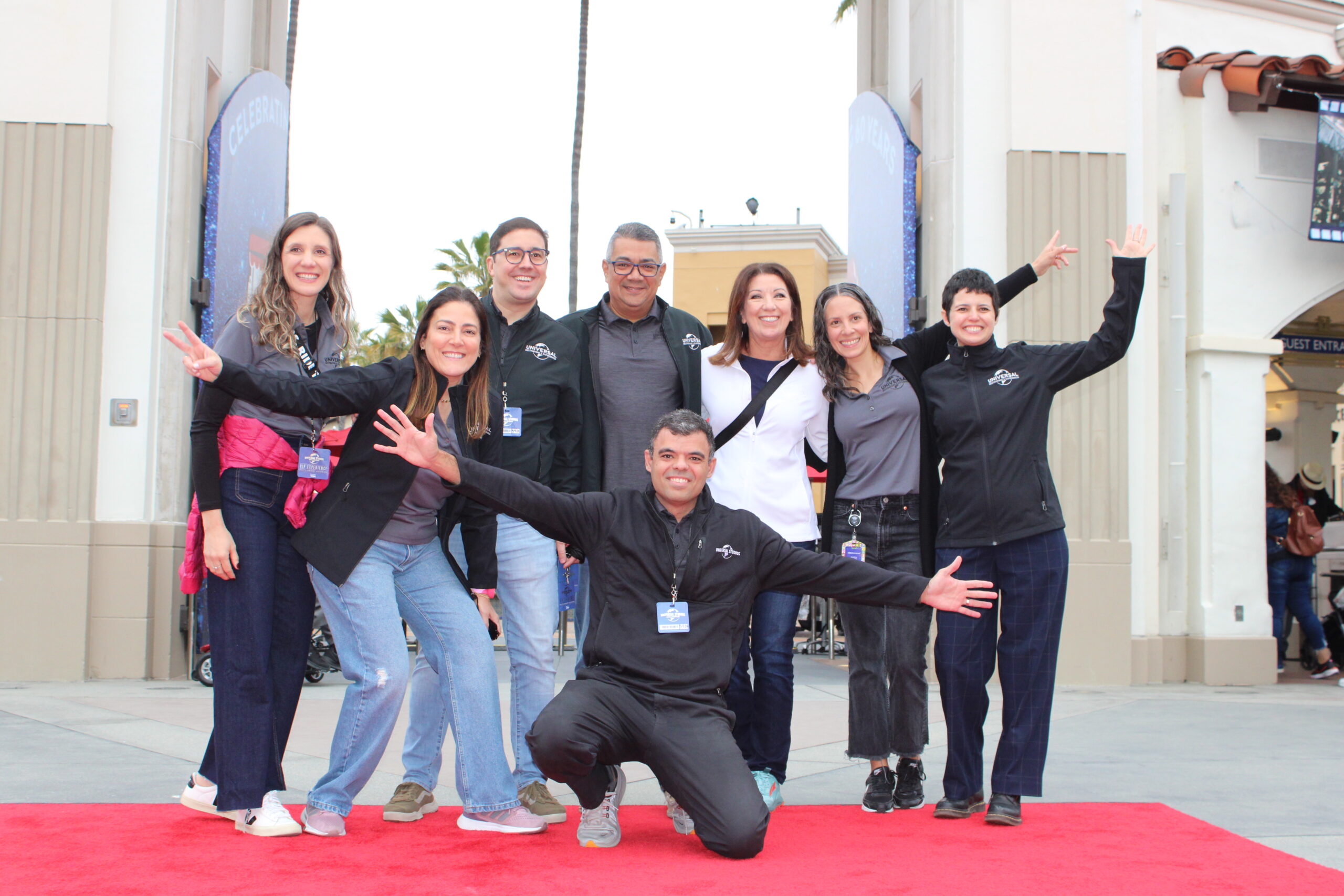 Equipe da Universal recebeu os operadores brasileiros Equipe da Universal recebeu os operadores brasileiros