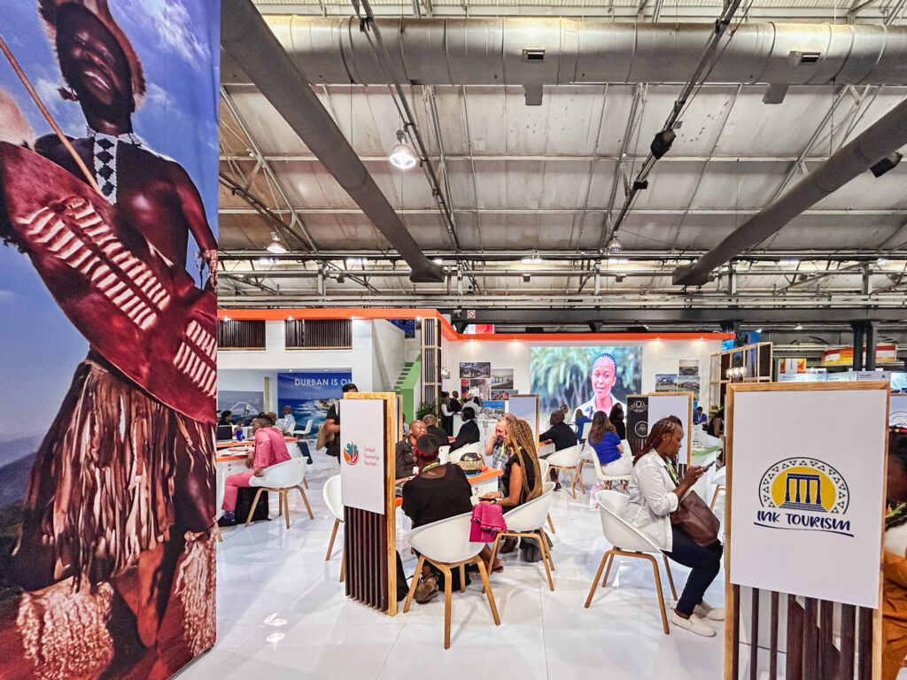 Expositores no estande de Durban durante a Africa’s Travel Indaba