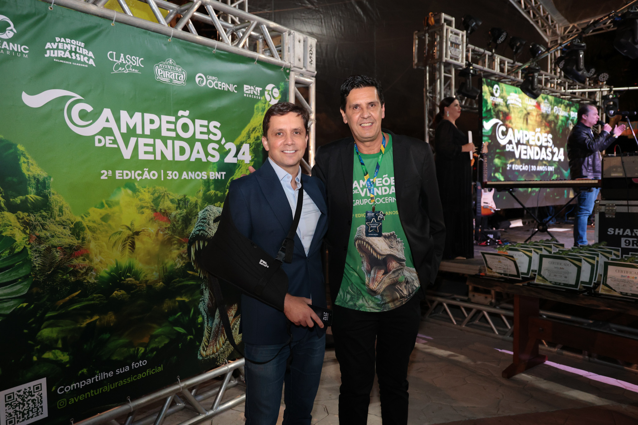 Fabricio Oliveira, prefeito de Balneário Camboriú, e Mano Neves, do Grupo Oceanic Fabricio Oliveira, prefeito de Balneário Camboriú, e Mano Neves, do Grupo Oceanic