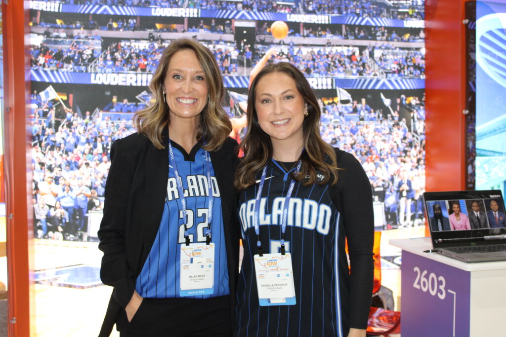 Haley Meier e Danielle Pechous, do Orlando Magic