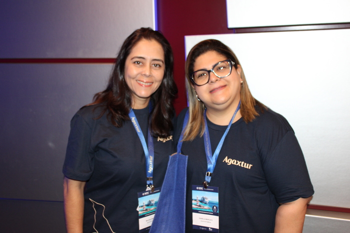 Milene Menezes e Daniela Marcato, da Agaxtur Milene Menezes e Daniela Marcato, da Agaxtur