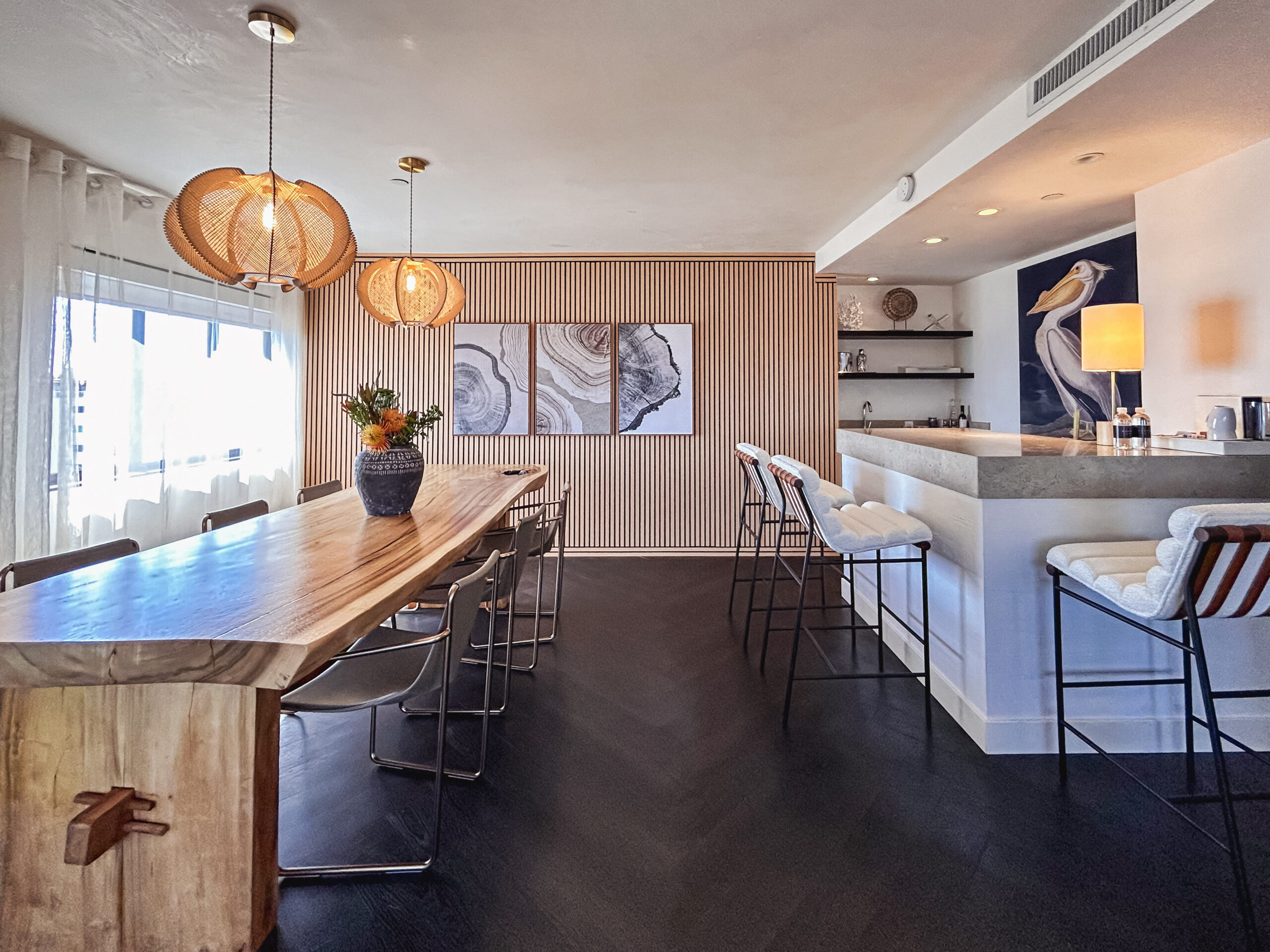 Sala de jantar e cozinha do Huntley Santa Monica Beach Sala de jantar e cozinha do Huntley Santa Monica Beach