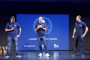 Ignacio Palacios, Adrian Ursilli e Eduardo Mariani, da MSC