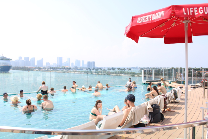 Infinity Pool Infinity Pool