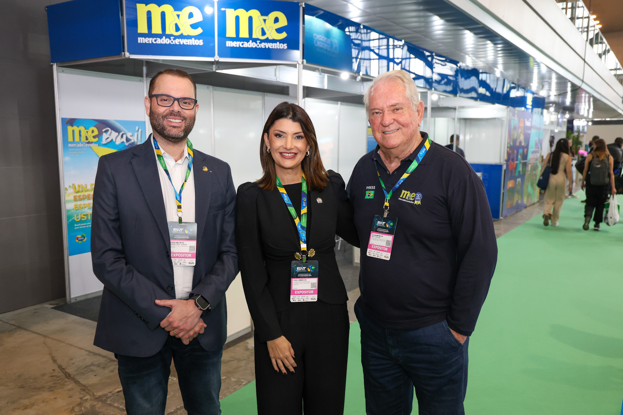 Jorge Seif, senador, Catiane Seif, secretária adjunta de Turismo de Santa Catarina, e Roy Taylor, do M&E Jorge Seif, senador, Catiane Seif, secretária adjunta de Turismo de Santa Catarina, e Roy Taylor, do M&E