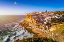 Turismo de Portugal deve bater recorde de movimentação financeira e geração de empregos