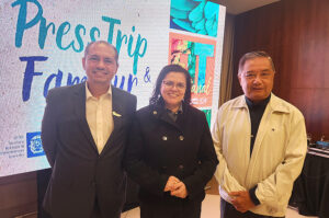 Luis Carlos Nigro, da Fecomércio, Lelia Brum, do Sebrae MT, e Jaime Okamura, da Fecomércio-MT (Rafael Torres/M&E)