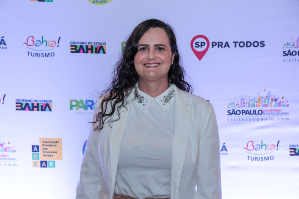 Maira Cortez, Brasilianno Turismo e Viagens