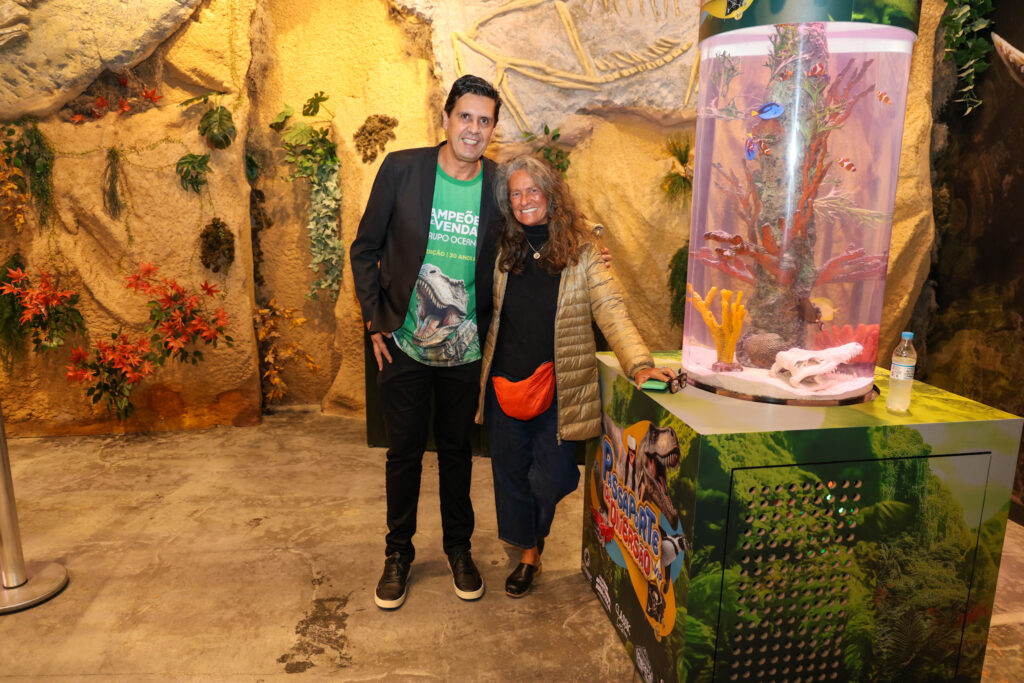 Mari Masgrau, do M&E, e Mano Neves, do Grupo Oceanic
