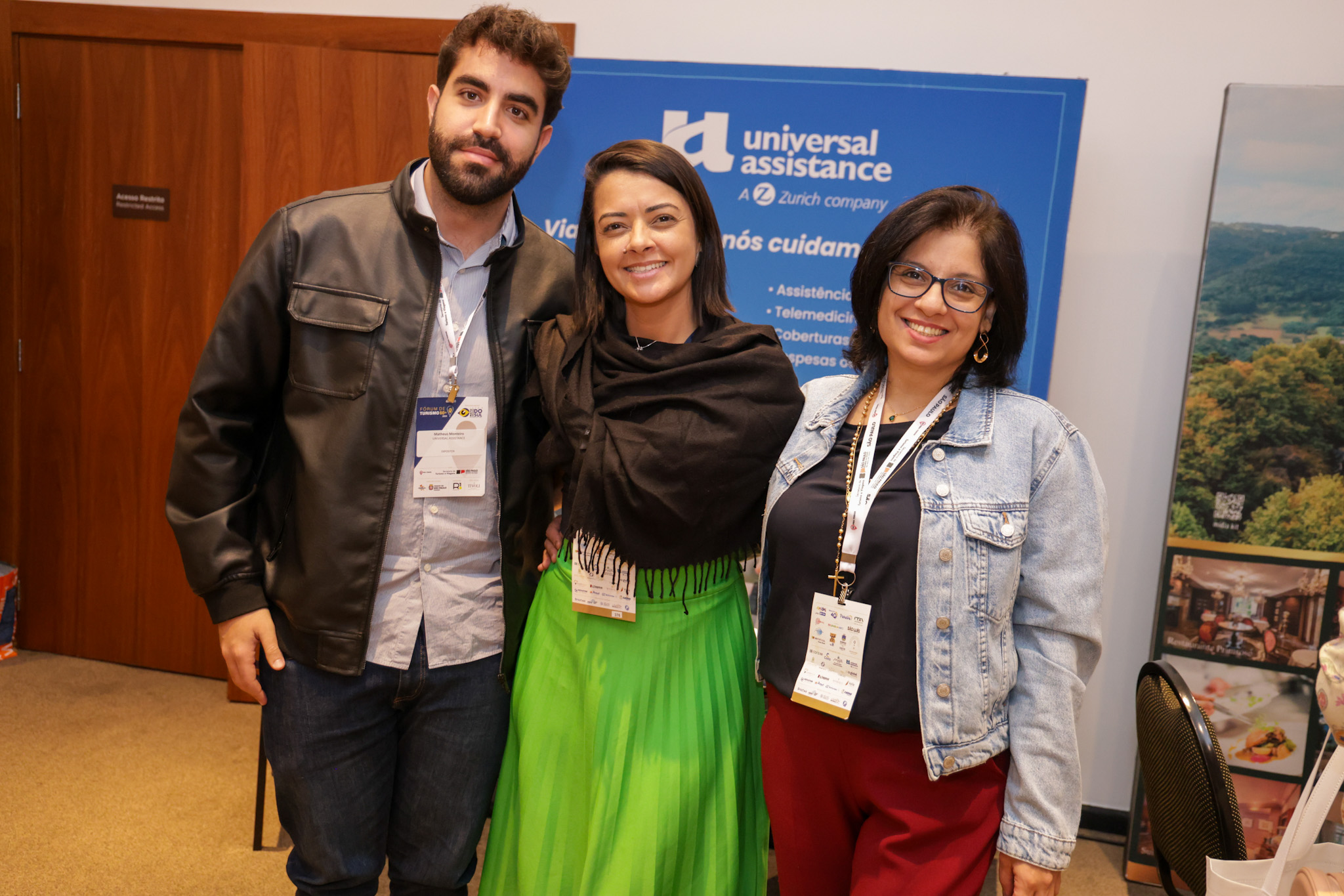 Matheus Monteiro, Camila Alencar e Ana Gabriela, da Universal Assistance Matheus Monteiro, Camila Alencar e Ana Gabriela, da Universal Assistance